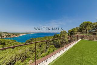 Xalet  Carrer s'antiga. Casa a estrenar en begur, costa brava