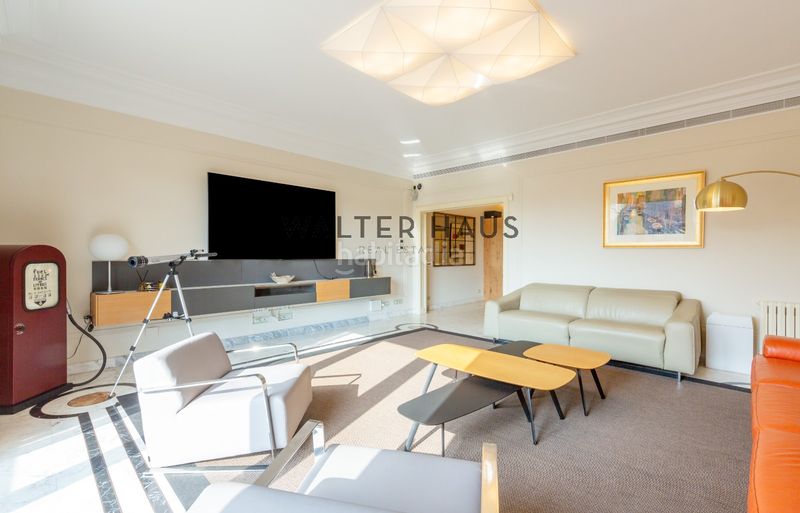 Foto 0c031081-5f77-42b0-bfdb-33c608c7c4b1. Pis amb calefacció a Dreta de l´Eixample Barcelona