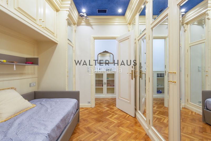 Foto 2a7b6044-c4f5-45c6-a28a-27fe8e41126e. Pis amb calefacció a Dreta de l´Eixample Barcelona