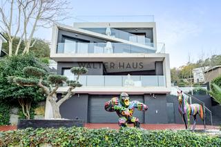Xalet a Vallvidrera - Tibidabo - Les Planes. Casa de lujo en venta con piscina climatizada y vistas a la mont
