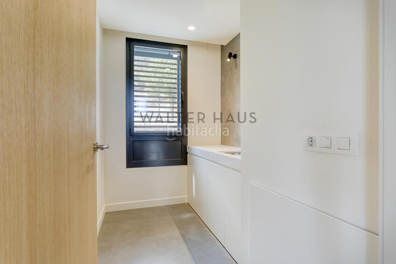 Foto 352c527a-9bf0-43ce-a09a-83dea22e223f. Chalet con riscaldamento parcheggio piscina in Sarrià Barcelona