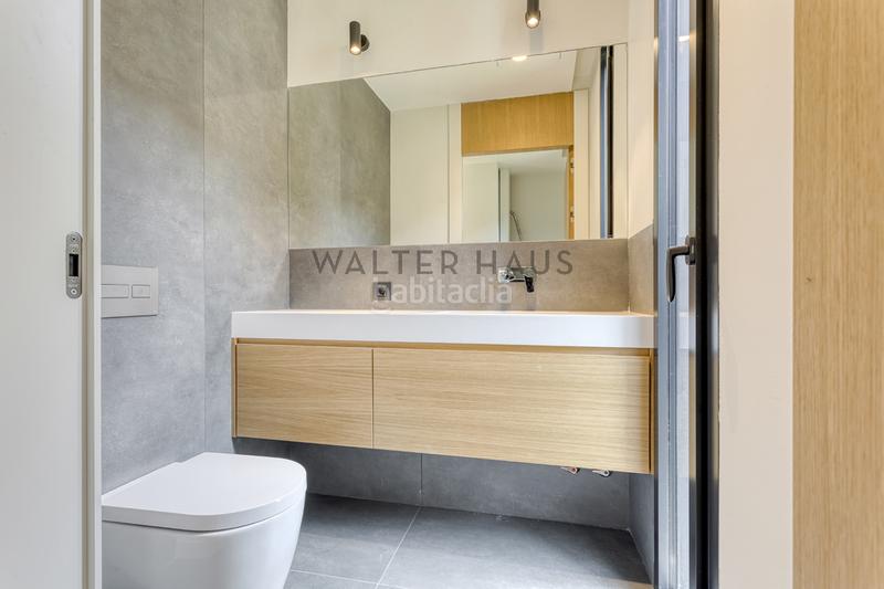 Foto 42430772-fed4-4c50-b02a-4afddf7665f7. Chalet con riscaldamento parcheggio piscina in Sarrià Barcelona