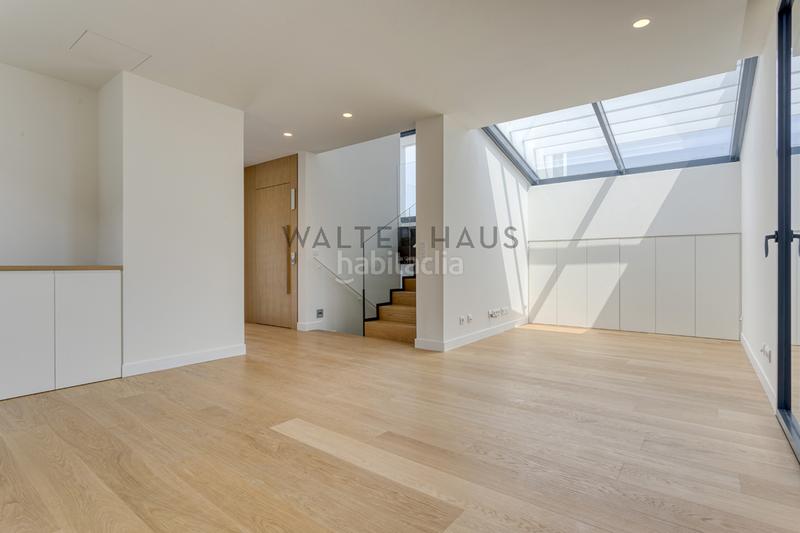 Foto 499e57b3-d0fc-4f7e-8c83-1f0dce68e8da. Chalet con riscaldamento parcheggio piscina in Sarrià Barcelona