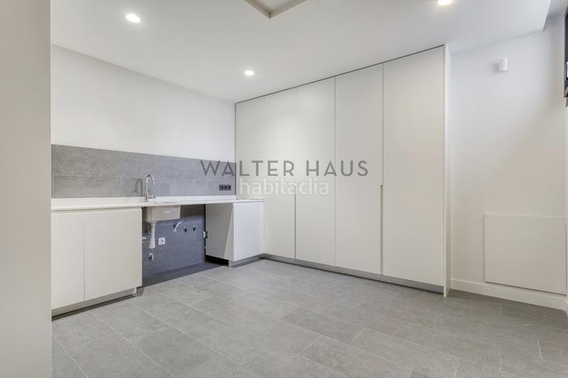 Foto 6e43f3f9-545d-4309-aa67-39b4366387b4. Chalet con riscaldamento parcheggio piscina in Sarrià Barcelona