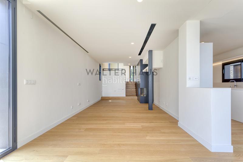 Foto 8aa6ea08-6ab3-42c4-ba9b-2a5229953f6e. Chalet con riscaldamento parcheggio piscina in Sarrià Barcelona