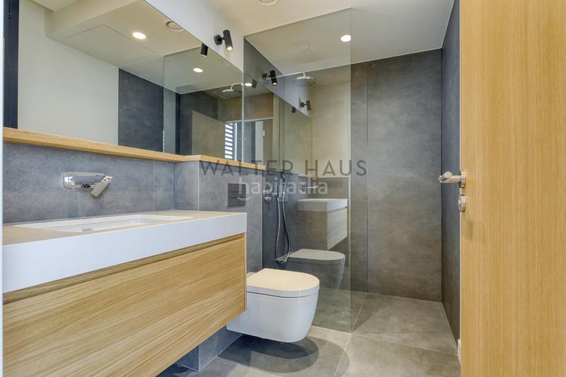 Foto c039ed37-d1e6-4429-8766-7158d3b9cb16. Chalet con riscaldamento parcheggio piscina in Sarrià Barcelona