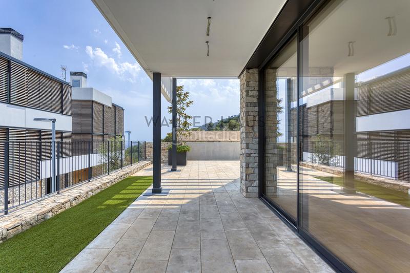 Foto d7968d60-a524-4f1a-850c-793a246e6669. Chalet con riscaldamento parcheggio piscina in Sarrià Barcelona