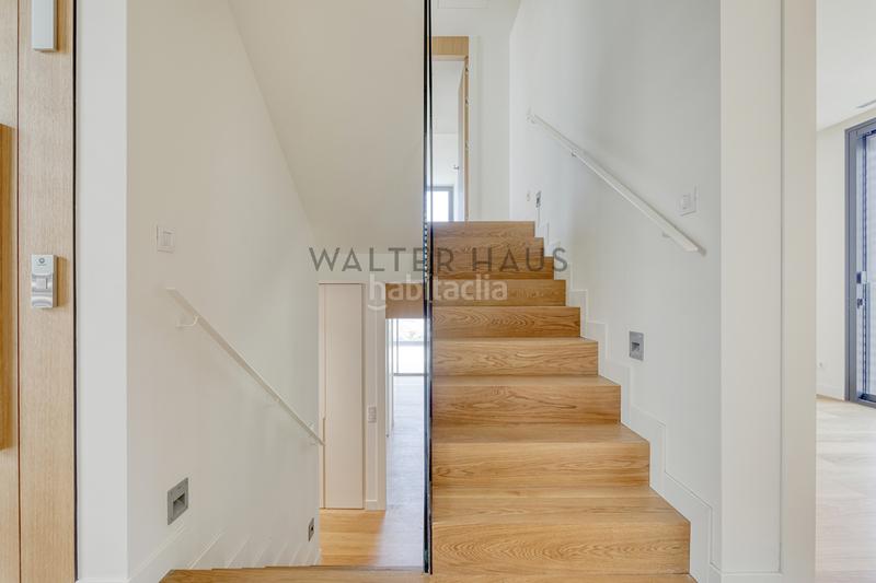 Foto e4c0878b-c571-4c9d-8e70-e54c24bf9c1d. Chalet con riscaldamento parcheggio piscina in Sarrià Barcelona