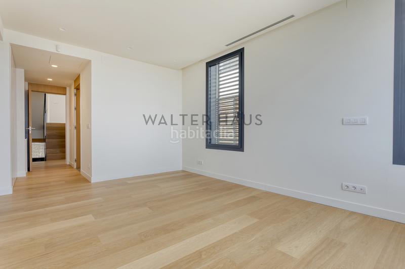 Foto eba568d6-a34e-4c4b-be5a-b605c88d521e. Chalet con riscaldamento parcheggio piscina in Sarrià Barcelona