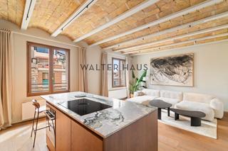 Pis  Carrer d'ausiàs marc. Piso reformado en venta con mucha luz natural en la dreta de l'e