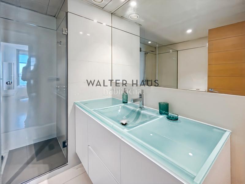 Foto 049709f3-a8ef-42fb-84dd-3e48c5b079e0. Alquiler piso en passeig de garcia fària 81 piso de lujo en alquiler en illa del mar, en Barcelona