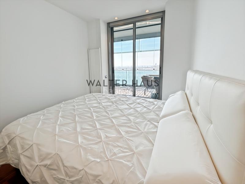 Foto 36cffdff-3994-4fd5-89d4-77a233fceabd. Alquiler piso en passeig de garcia fària 81 piso de lujo en alquiler en illa del mar, en Barcelona