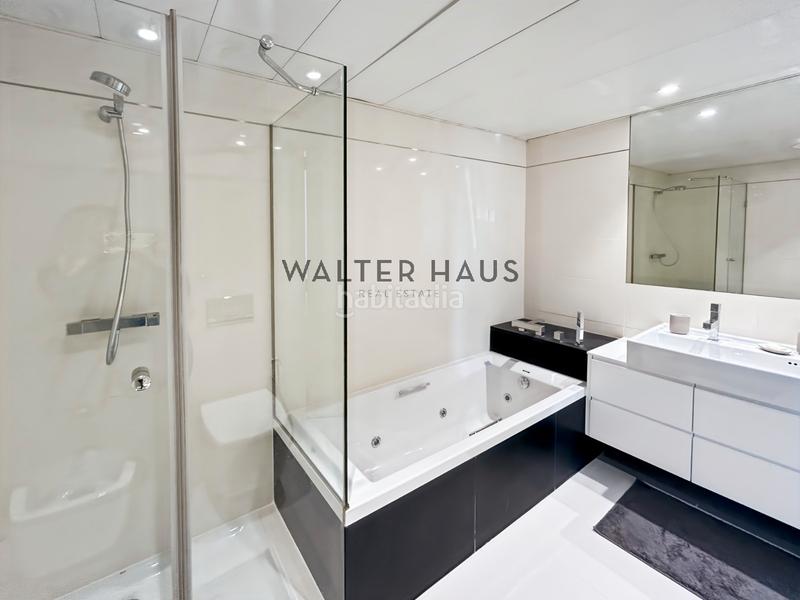 Foto 4d5b8232-aaf5-47a3-ba8f-087bb9e144bc. Alquiler piso en passeig de garcia fària 81 piso de lujo en alquiler en illa del mar, en Barcelona