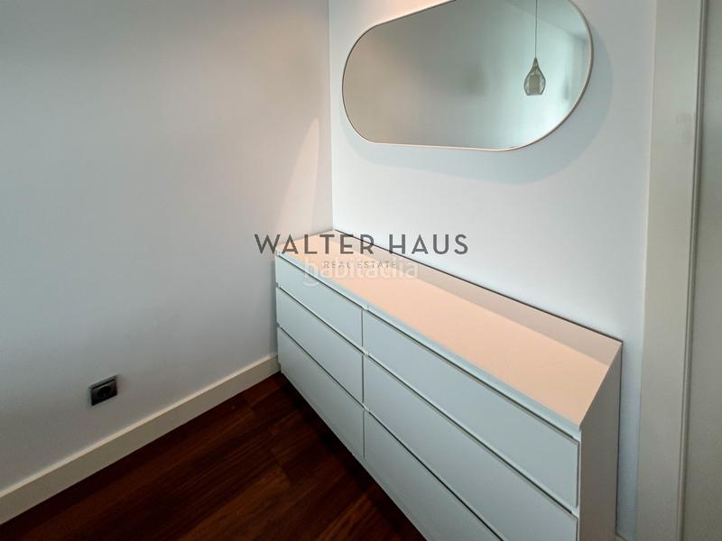 Foto 628e89f9-cb6b-4feb-980f-548847e00f43. Alquiler piso en passeig de garcia fària 81 piso de lujo en alquiler en illa del mar, en Barcelona