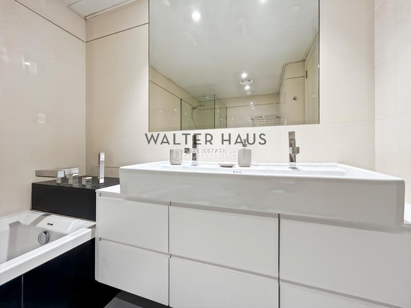 Foto c3c5dd08-1f12-4370-bcbd-e84070a2ed61. Alquiler piso en passeig de garcia fària 81 piso de lujo en alquiler en illa del mar, en Barcelona