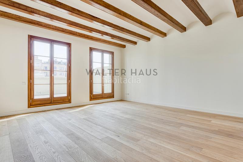 Foto 498dc919-7635-455a-8e4d-b807633fdf9c. Àtic amb calefacció a Dreta de l´Eixample Barcelona