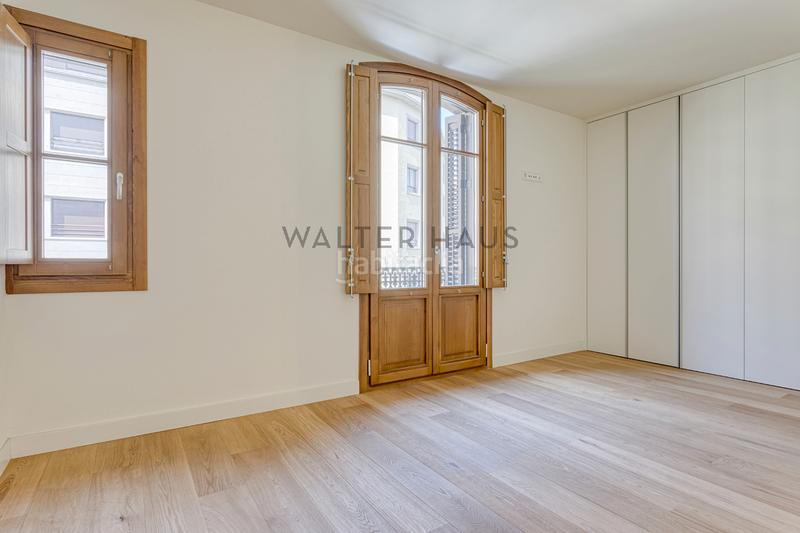 Foto 9b24f7db-e366-4f31-85c3-ece21225d6bd. Àtic amb calefacció a Dreta de l´Eixample Barcelona