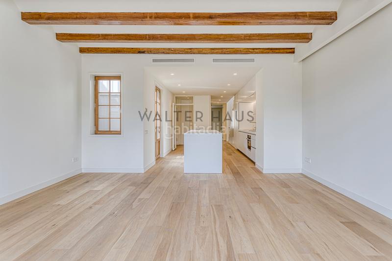 Foto d59b2763-0d48-48f3-a561-c6fa5a48d714. Àtic amb calefacció a Dreta de l´Eixample Barcelona