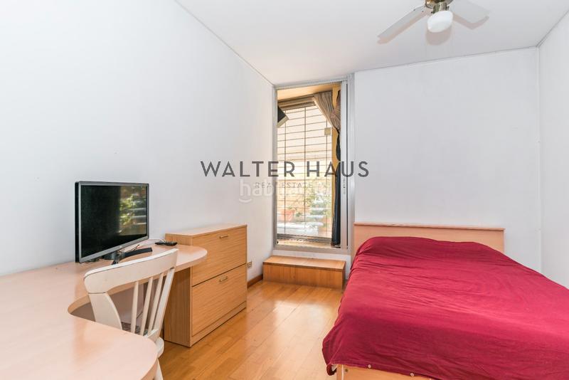 Foto 6f9ba797-07b6-44b5-b30a-6596cc30f396. Piso  en venta en La Vila Olímpica del Poblenou, en Barcelona