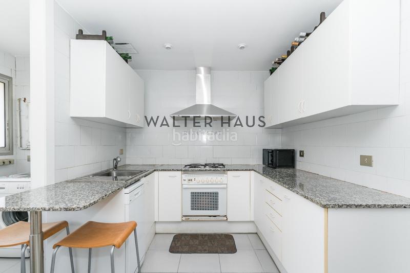 Foto fd7275f7-96e4-48b5-b00c-f7b3fc994610. Piso  en venta en La Vila Olímpica del Poblenou, en Barcelona