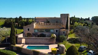 Masia a Riells. Masia en l´escala, girona