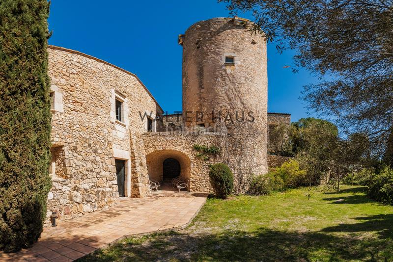 Foto c30f9dbc-e97f-4cbe-b76b-52dae67088bc. Masía masia en l´escala, girona en Riells Escala (L´)