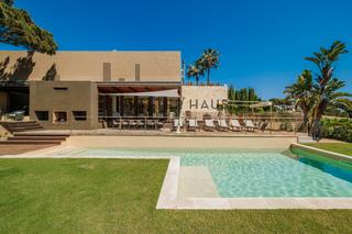 Casa adossada  Avinguda platges de s'agaró. Exclusiva villa en venta en la gavina, girona