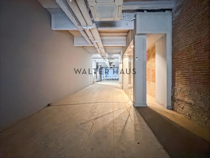 Foto ef4a03d8-429d-4d5d-bf2c-57149f741d6e. Rent business premise with heating in Dreta de l´Eixample Barcelona