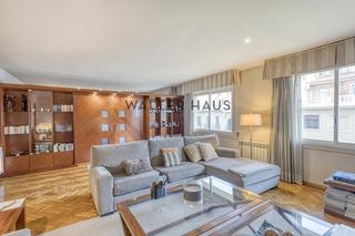 Zweistöckige Wohnung  Carrer de pau claris. Piso dúplex en venta en la dreta de l'eixample, barcelona