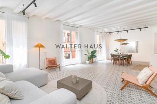 Etagenwohnung in Carrer de sant pere més alt 43. Piso reformado en venta en sant pere més alt, barcelona