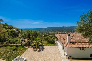 Casa  Carrer de l'hortensia. Casa renovada con vistas al mar en les teules, santa cristina d’
