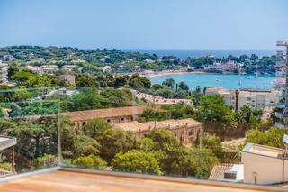 Maison  Carrer triadores. Moderna casa a estranar, sant feliu de guixols