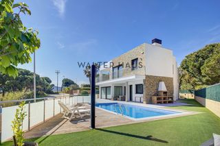 Casa  Carrer mestre d'aixa. Impresionante casa con vistas al mar en sant feliu de guixols