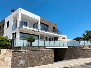 Casa  Carrer mestre d'aixa. Impresionante casa con vistas al mar en sant feliu de guixols