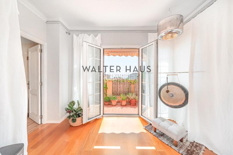 Foto c62e6f7d-d60a-47e0-9c30-3071342f4480. Dúplex magnífico dúplex con terrazas y vistas privilegiadas a collserola, en Barcelona