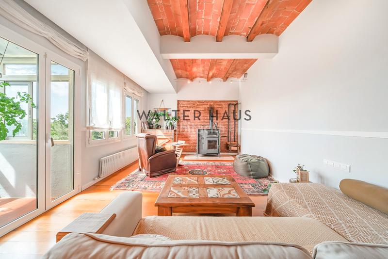 Foto e416242c-a0c2-48f8-b69c-5431b27fcd56. Dúplex magnífico dúplex con terrazas y vistas privilegiadas a collserola, en Barcelona