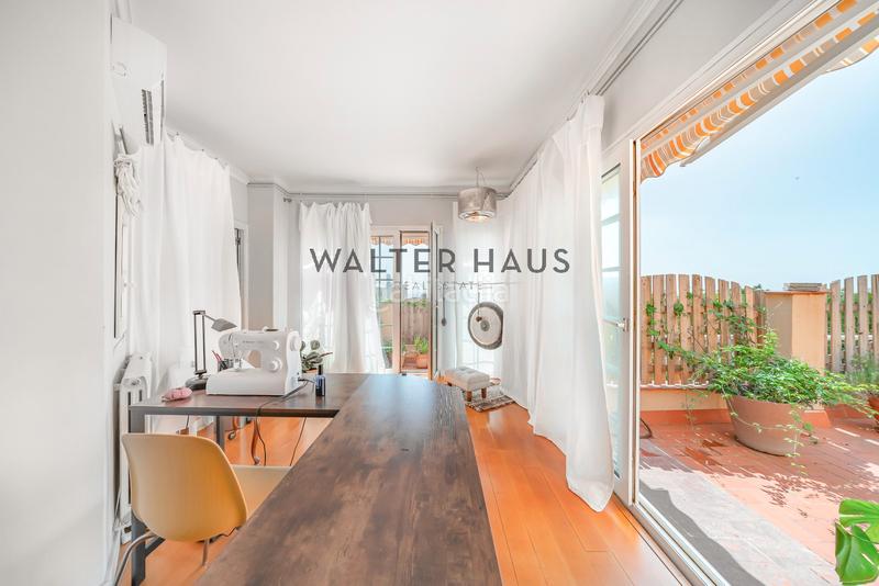 Foto fc57e5b6-7799-4363-adab-e622d55218a8. Dúplex magnífico dúplex con terrazas y vistas privilegiadas a collserola, en Barcelona