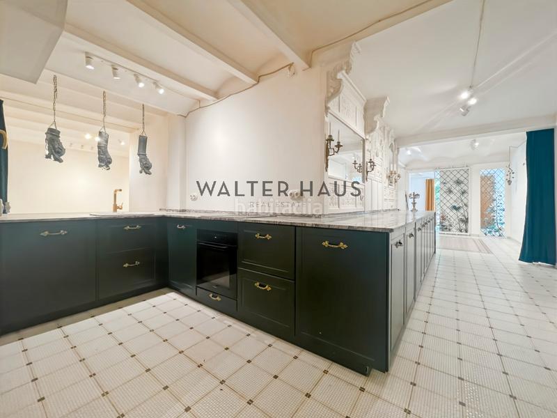 Foto 1f2b30ab-c0e2-4c8a-b8f9-31938526e17f. Location duplex dans Sant Antoni Barcelona