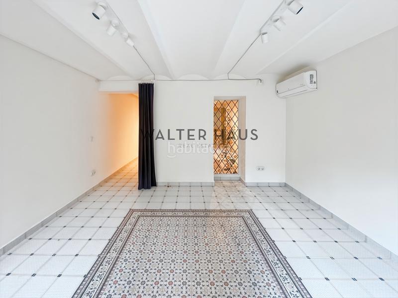 Foto 2f85e00f-d0d3-4598-86cb-60f438da9b4e. Rent duplex in Sant Antoni Barcelona