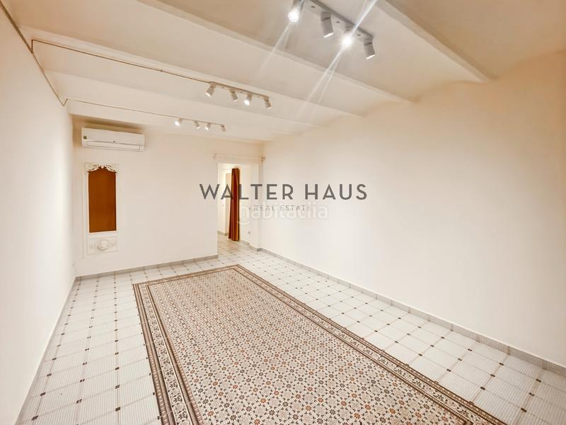 Foto ef1ac65e-a2ca-42bd-a629-87eb681bc303. Rent duplex in Sant Antoni Barcelona