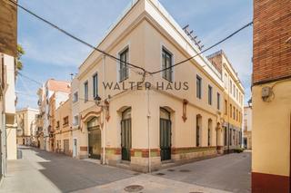 Maison  Carrer estret. Casa modernista y catalogada con licencia turística, sant feliu