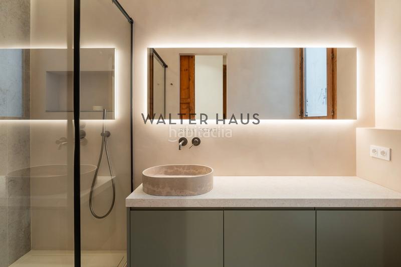 Foto 3448b230-a21d-4b51-8690-252ceecf0173. Piso  reformado en finca regia en el quadrat d'or, en Barcelona