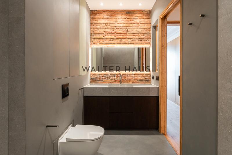 Foto 56f82027-b02b-42c5-94c3-6253734991a5. Piso  reformado en finca regia en el quadrat d'or, en Barcelona