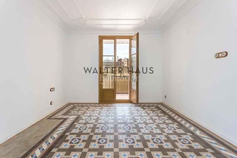 Foto 59918ae0-7f6c-46b9-af39-7cb03d714428. Piso  reformado en finca regia en el quadrat d'or, en Barcelona