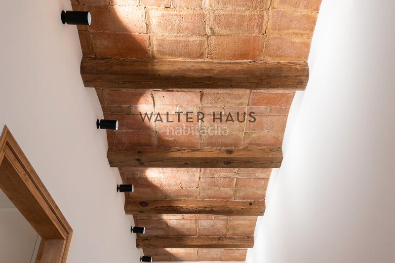 Foto 6a61fcff-db3c-4979-9794-8884970f1db8. Piso  reformado en finca regia en el quadrat d'or, en Barcelona