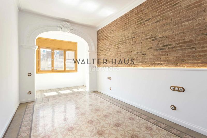 Foto acc0d897-dd65-422f-b2ef-953a17e5ab9b. Piso  reformado en finca regia en el quadrat d'or, en Barcelona