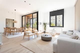 Appartement  Avinguda de josep tarradellas. Exclusivo piso reformado a pocos pasos de francesc macià, barcel