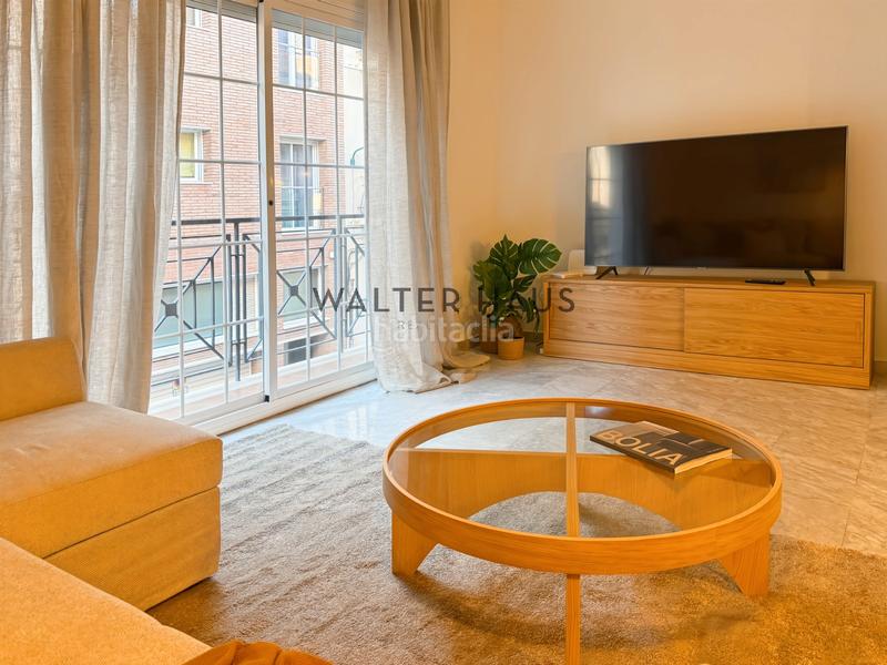 Foto 84ff7a12-0cdf-40a4-b039-403d7fba92b8. Alquiler casa  adosada en alquiler en gràcia, en Barcelona