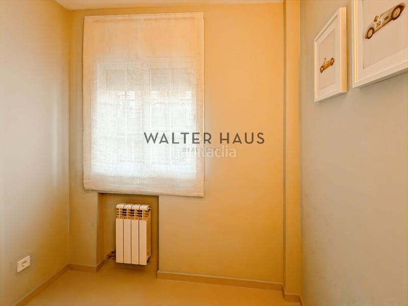 Foto eeec0ef2-beb9-42c4-a999-4c41f1f29878. Lloguer casa amb aparcament a Vila de Gràcia Barcelona