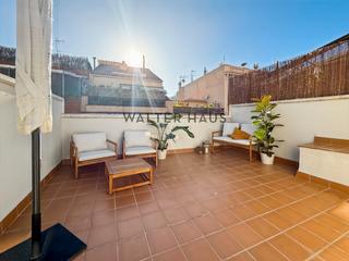 Rent House  Carrer de massens. Casa adosada en alquiler en gràcia, barcelona